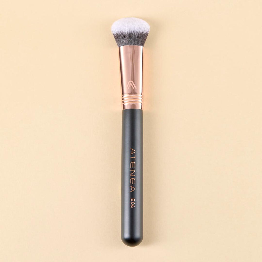 Brocha Corrector Black Gold Atenea