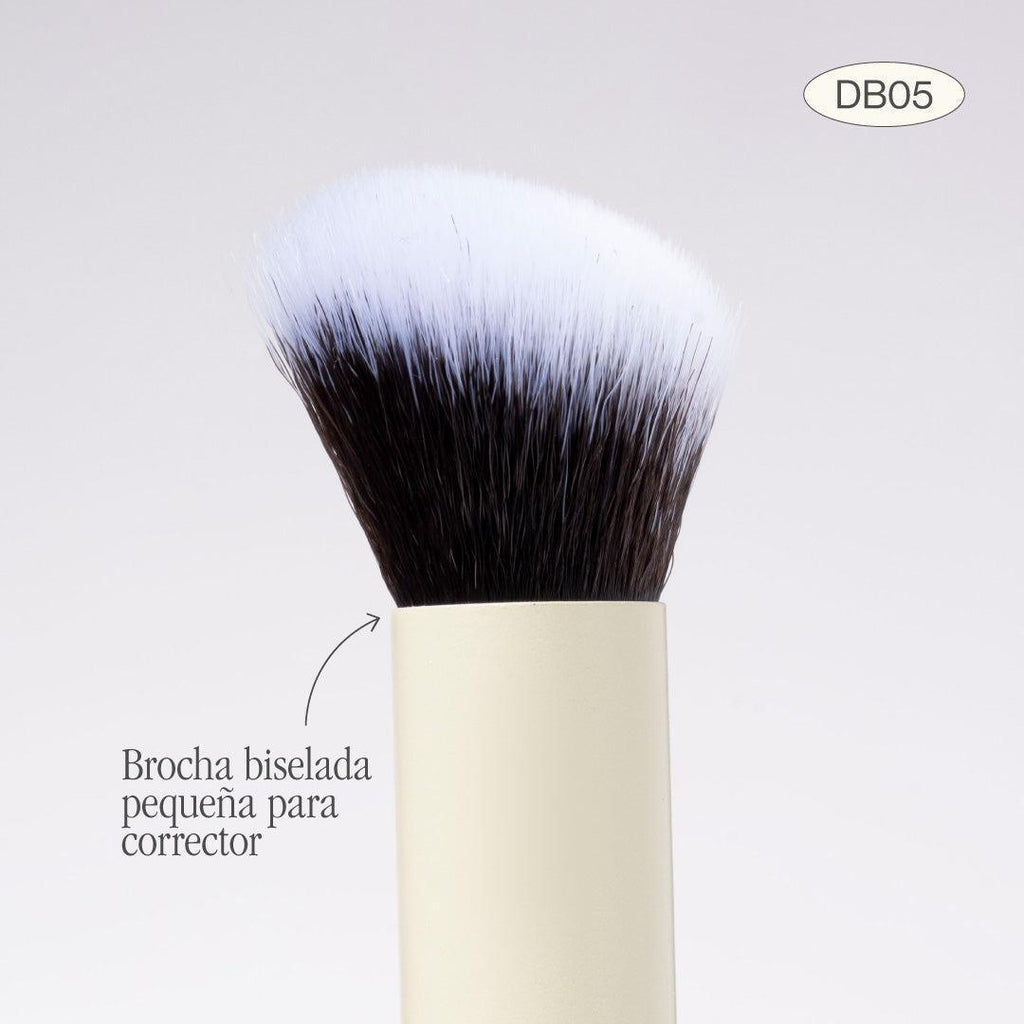 Duo Glam Brocha Para Polvo/Corrector Atenea