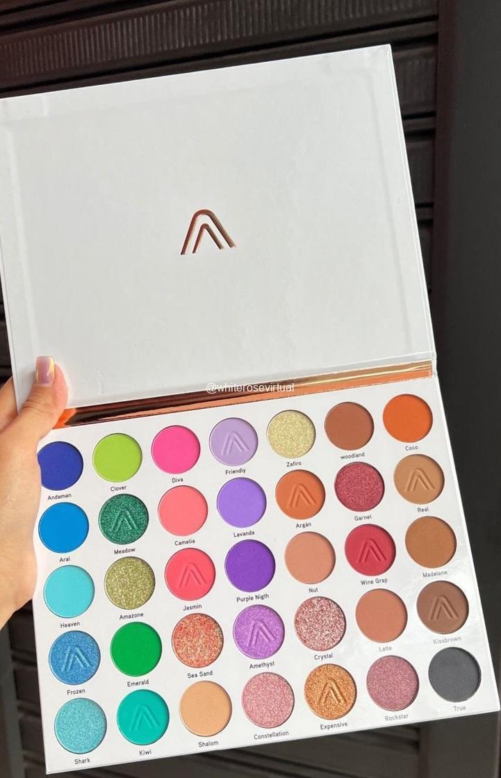 Paleta de Sombras Marvelous Atenea